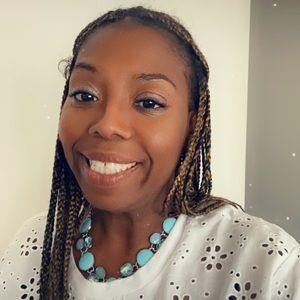 Meet your Posher, Cherie